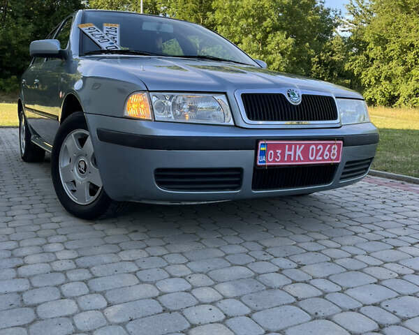 Серый Шкода Октавия, объемом двигателя 1.6 л и пробегом 240 тыс. км за 5099 $, фото 1 на Automoto.ua