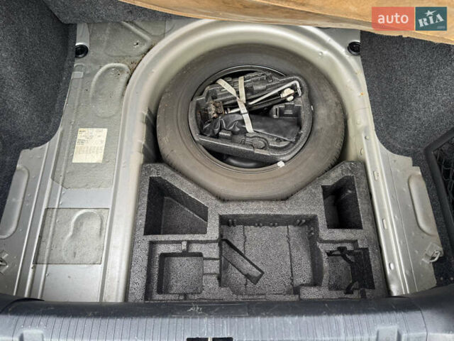 Серый Шкода Октавия, объемом двигателя 1.6 л и пробегом 226 тыс. км за 5500 $, фото 21 на Automoto.ua