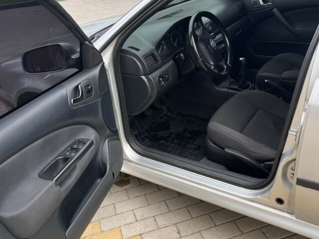 Серый Шкода Октавия, объемом двигателя 1.8 л и пробегом 337 тыс. км за 3600 $, фото 7 на Automoto.ua