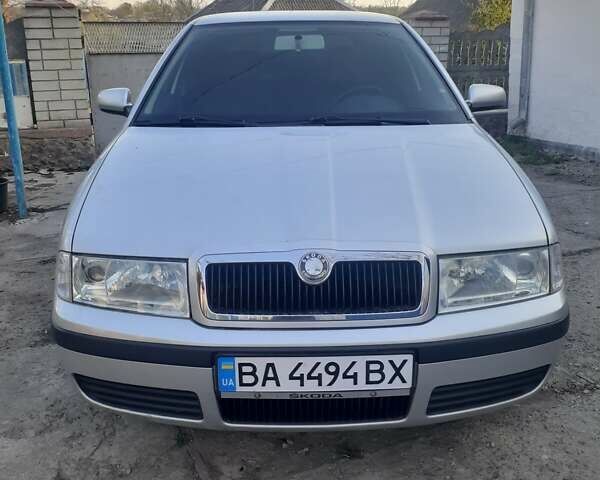 Серый Шкода Октавия, объемом двигателя 1.6 л и пробегом 211 тыс. км за 4500 $, фото 2 на Automoto.ua