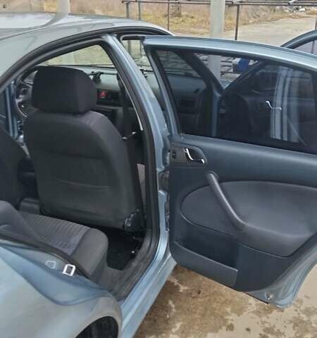 Серый Шкода Октавия, объемом двигателя 1.6 л и пробегом 240 тыс. км за 4200 $, фото 7 на Automoto.ua