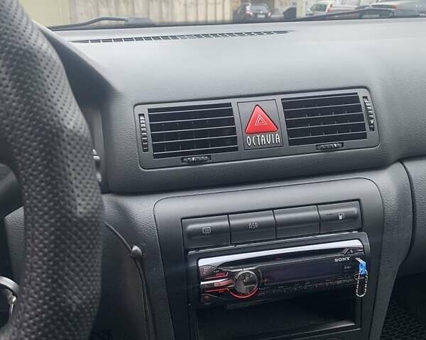 Серый Шкода Октавия, объемом двигателя 1.6 л и пробегом 196 тыс. км за 4700 $, фото 4 на Automoto.ua