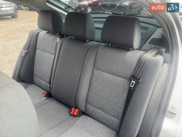 Серый Шкода Октавия, объемом двигателя 1.6 л и пробегом 226 тыс. км за 5500 $, фото 37 на Automoto.ua