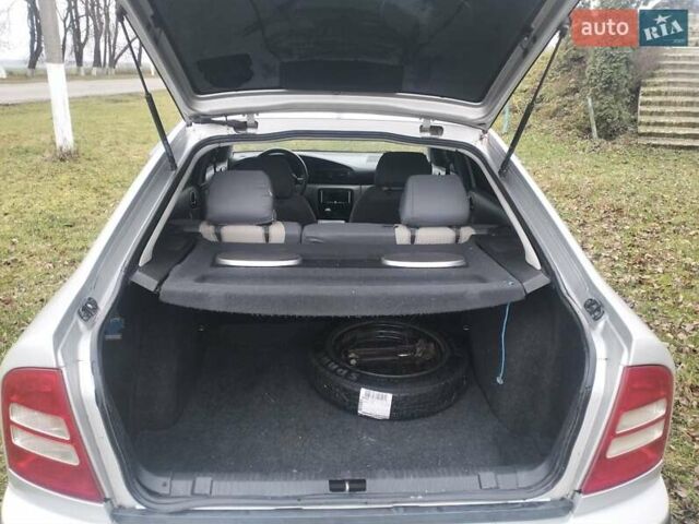 Сірий Шкода Октавія, об'ємом двигуна 1.6 л та пробігом 340 тис. км за 3000 $, фото 7 на Automoto.ua