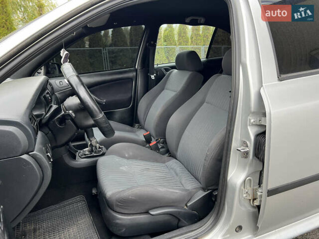 Сірий Шкода Октавія, об'ємом двигуна 1.9 л та пробігом 300 тис. км за 3000 $, фото 13 на Automoto.ua