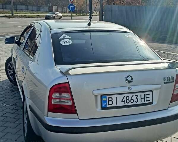 Серый Шкода Октавия, объемом двигателя 2.01 л и пробегом 310 тыс. км за 4250 $, фото 1 на Automoto.ua
