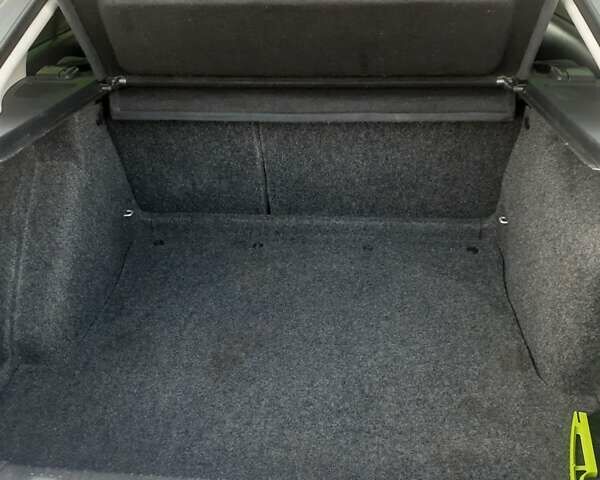 Серый Шкода Октавия, объемом двигателя 1.6 л и пробегом 211 тыс. км за 4500 $, фото 18 на Automoto.ua