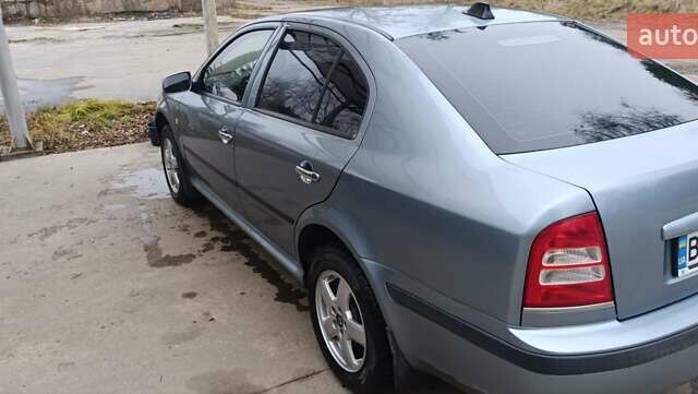 Серый Шкода Октавия, объемом двигателя 1.6 л и пробегом 240 тыс. км за 4200 $, фото 4 на Automoto.ua