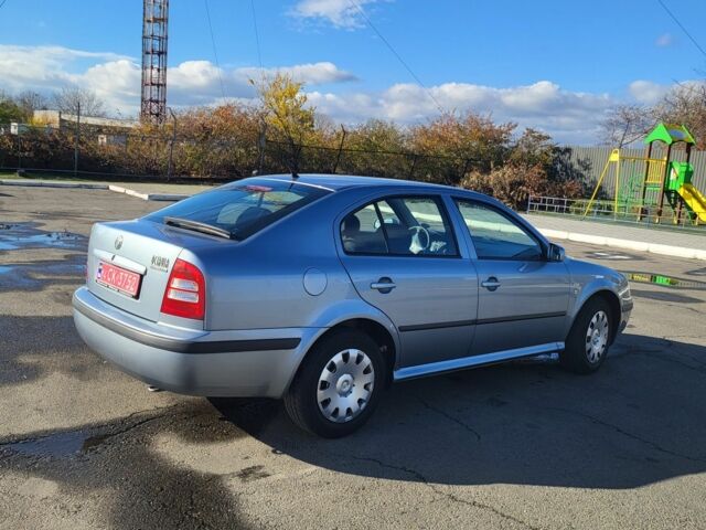 Шкода Октавія 2004 у Новоархангельске на Automoto.ua Сірий Шкода Октавія, об'ємом двигуна 0 л та пробігом 4 тис. км за 5500 $, фото 3 на Automoto.ua