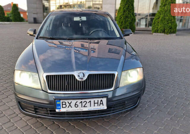 Серый Шкода Октавия, объемом двигателя 1.6 л и пробегом 262 тыс. км за 5200 $, фото 4 на Automoto.ua