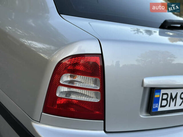 Серый Шкода Октавия, объемом двигателя 1.6 л и пробегом 168 тыс. км за 5399 $, фото 7 на Automoto.ua