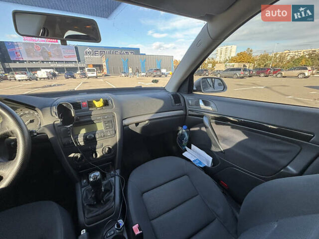 Серый Шкода Октавия, объемом двигателя 1.9 л и пробегом 382 тыс. км за 5200 $, фото 6 на Automoto.ua