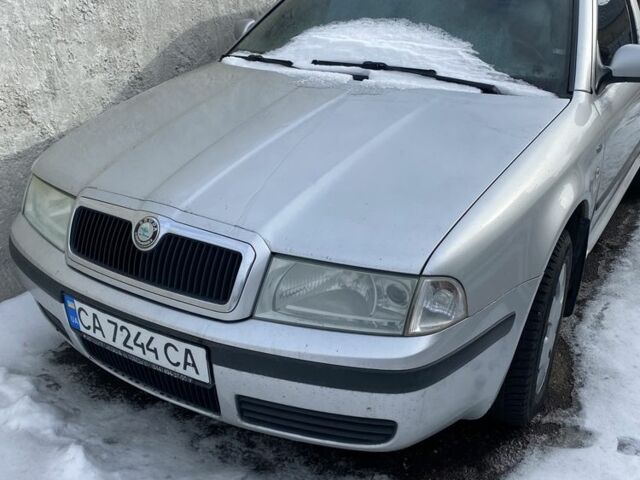 Серый Шкода Октавия, объемом двигателя 1.6 л и пробегом 200 тыс. км за 4750 $, фото 1 на Automoto.ua