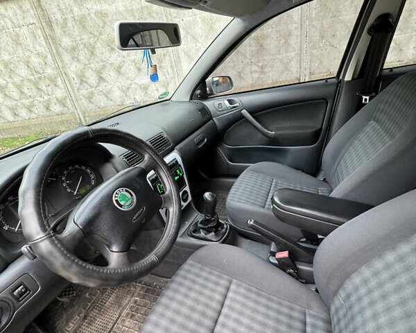 Шкода Октавия 2004 в Одессе на Automoto.ua Серый Шкода Октавия, объемом двигателя 1.6 л и пробегом 249 тыс. км за 4000 $, фото 9 на Automoto.ua