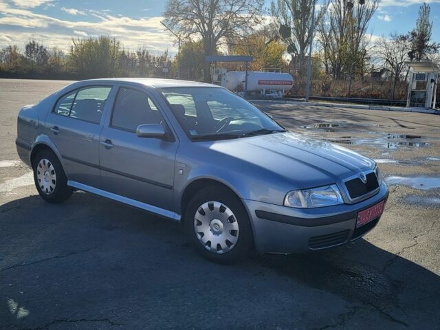 Шкода Октавія 2004 у Новоархангельске на Automoto.ua Сірий Шкода Октавія, об'ємом двигуна 0 л та пробігом 4 тис. км за 5500 $, фото 2 на Automoto.ua