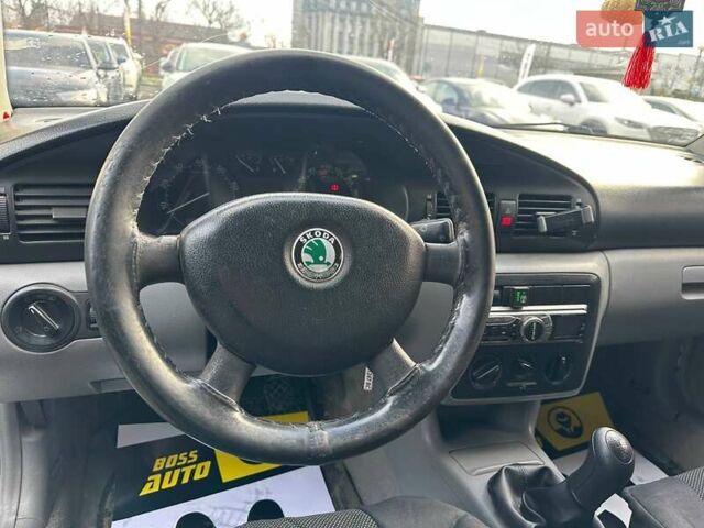 Серый Шкода Октавия, объемом двигателя 1.6 л и пробегом 238 тыс. км за 3800 $, фото 8 на Automoto.ua