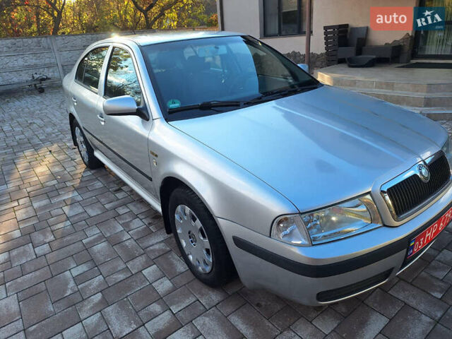 Шкода Октавия 2004 в Виннице на Automoto.ua Серый Шкода Октавия, объемом двигателя 1.6 л и пробегом 173 тыс. км за 5400 $, фото 2 на Automoto.ua