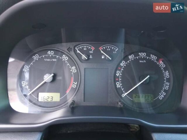 Серый Шкода Октавия, объемом двигателя 1.6 л и пробегом 283 тыс. км за 3800 $, фото 14 на Automoto.ua