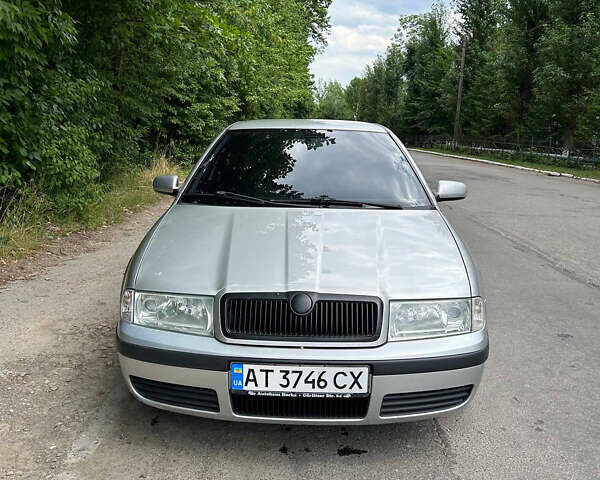 Серый Шкода Октавия, объемом двигателя 1.6 л и пробегом 232 тыс. км за 4200 $, фото 5 на Automoto.ua