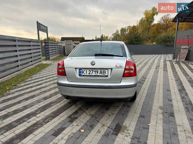 Серый Шкода Октавия, объемом двигателя 1.6 л и пробегом 231 тыс. км за 5300 $, фото 4 на Automoto.ua