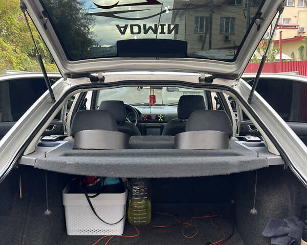 Сірий Шкода Октавія, об'ємом двигуна 1.6 л та пробігом 310 тис. км за 4300 $, фото 9 на Automoto.ua
