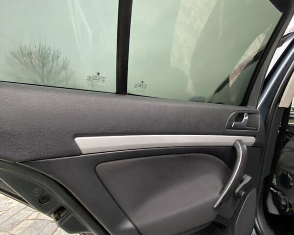 Сірий Шкода Октавія, об'ємом двигуна 1.6 л та пробігом 259 тис. км за 5200 $, фото 17 на Automoto.ua