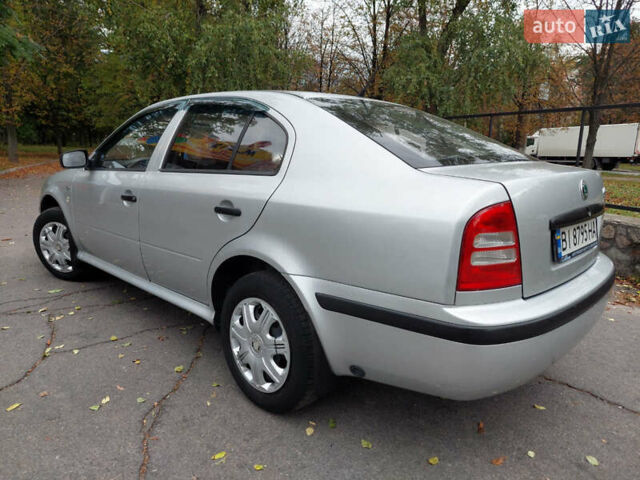 Серый Шкода Октавия, объемом двигателя 1.6 л и пробегом 280 тыс. км за 3900 $, фото 7 на Automoto.ua