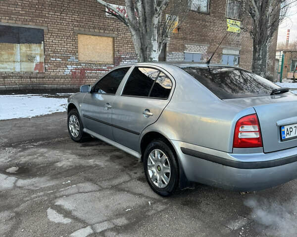 Серый Шкода Октавия, объемом двигателя 1.6 л и пробегом 300 тыс. км за 5400 $, фото 2 на Automoto.ua