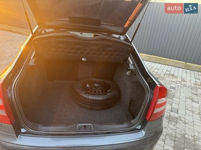 Серый Шкода Октавия, объемом двигателя 1.6 л и пробегом 227 тыс. км за 5600 $, фото 25 на Automoto.ua