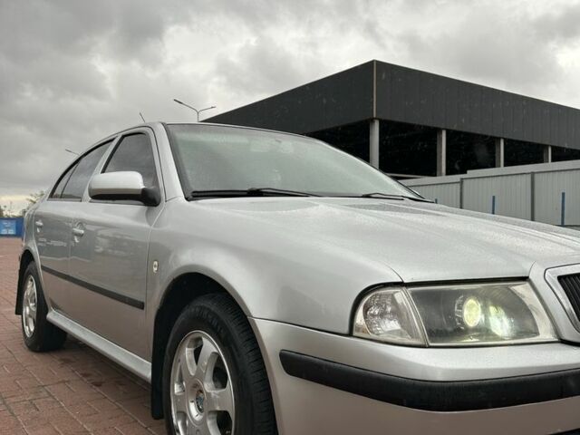Шкода Октавия 2004 в Полтаве на Automoto.ua Серый Шкода Октавия, объемом двигателя 1.9 л и пробегом 267 тыс. км за 4499 $, фото 4 на Automoto.ua