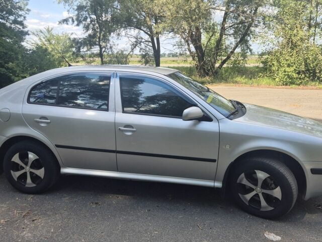 Серый Шкода Октавия, объемом двигателя 1.8 л и пробегом 312 тыс. км за 4850 $, фото 2 на Automoto.ua