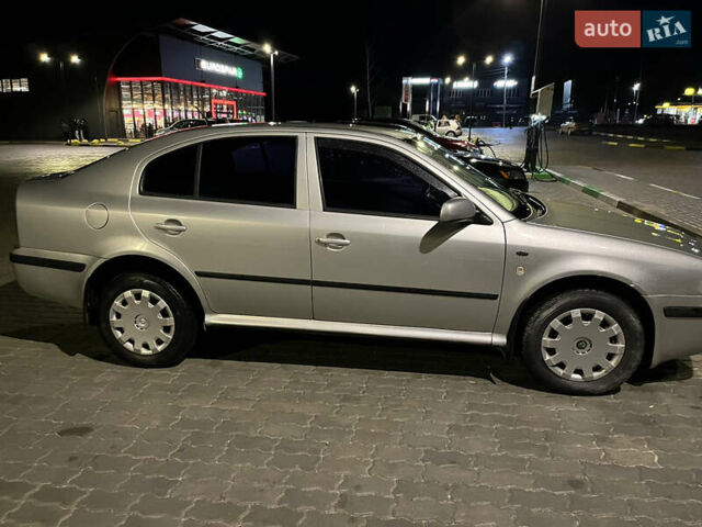 Серый Шкода Октавия, объемом двигателя 1.6 л и пробегом 250 тыс. км за 3500 $, фото 2 на Automoto.ua