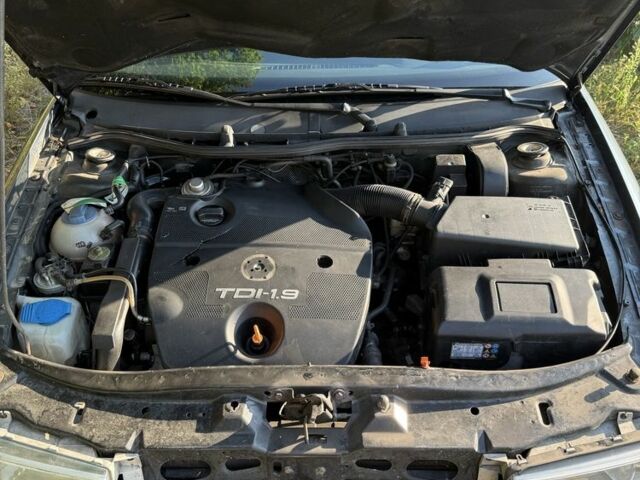 Шкода Октавия 2004 в Белой Церкве на Automoto.ua Серый Шкода Октавия, объемом двигателя 1.9 л и пробегом 330 тыс. км за 2600 $, фото 9 на Automoto.ua