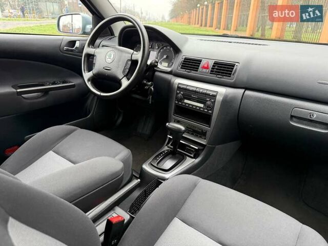 Серый Шкода Октавия, объемом двигателя 2 л и пробегом 159 тыс. км за 6500 $, фото 24 на Automoto.ua