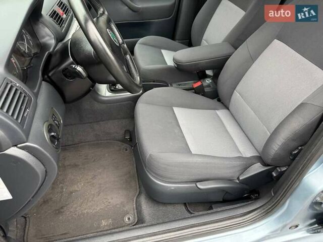 Серый Шкода Октавия, объемом двигателя 2 л и пробегом 159 тыс. км за 6500 $, фото 32 на Automoto.ua