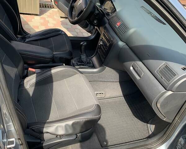 Серый Шкода Октавия, объемом двигателя 1.6 л и пробегом 145 тыс. км за 4800 $, фото 25 на Automoto.ua