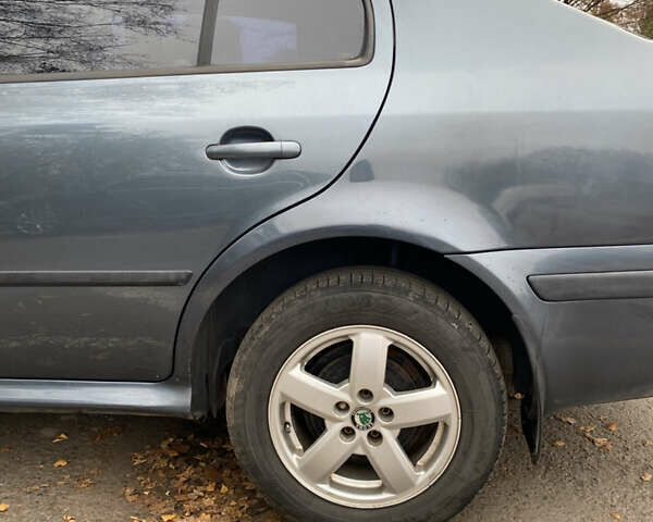 Сірий Шкода Октавія, об'ємом двигуна 1.6 л та пробігом 350 тис. км за 4800 $, фото 7 на Automoto.ua