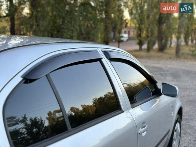 Серый Шкода Октавия, объемом двигателя 1.6 л и пробегом 168 тыс. км за 5399 $, фото 10 на Automoto.ua