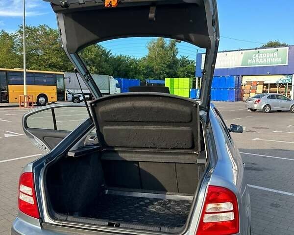 Серый Шкода Октавия, объемом двигателя 1.6 л и пробегом 121 тыс. км за 5600 $, фото 36 на Automoto.ua