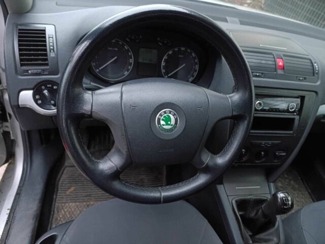 Серый Шкода Октавия, объемом двигателя 1.9 л и пробегом 334 тыс. км за 2700 $, фото 8 на Automoto.ua