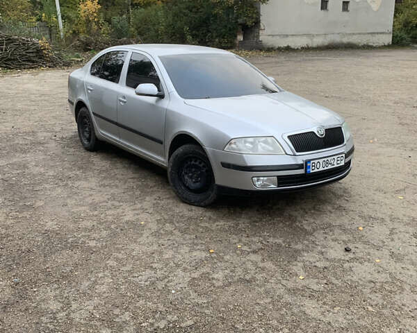 Серый Шкода Октавия, объемом двигателя 1.6 л и пробегом 176 тыс. км за 5150 $, фото 1 на Automoto.ua