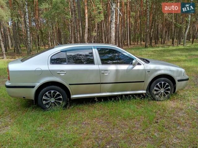 Серый Шкода Октавия, объемом двигателя 2 л и пробегом 300 тыс. км за 4500 $, фото 3 на Automoto.ua