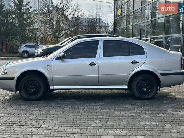 Серый Шкода Октавия, объемом двигателя 1.6 л и пробегом 238 тыс. км за 3800 $, фото 3 на Automoto.ua