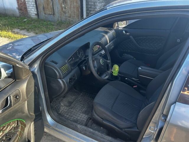 Шкода Октавия 2004 в Нежине на Automoto.ua Серый Шкода Октавия, объемом двигателя 1.8 л и пробегом 400 тыс. км за 4000 $, фото 5 на Automoto.ua