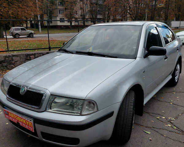 Серый Шкода Октавия, объемом двигателя 1.6 л и пробегом 280 тыс. км за 3900 $, фото 10 на Automoto.ua
