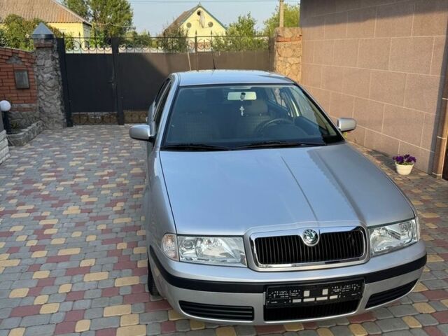 Серый Шкода Октавия, объемом двигателя 1.6 л и пробегом 160 тыс. км за 6000 $, фото 11 на Automoto.ua