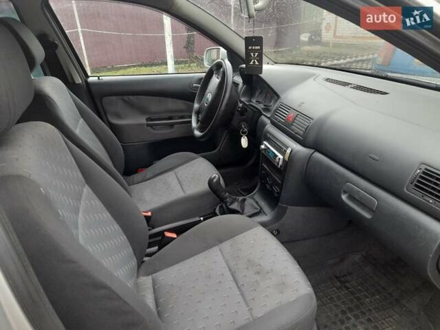 Серый Шкода Октавия, объемом двигателя 1.6 л и пробегом 325 тыс. км за 4500 $, фото 4 на Automoto.ua