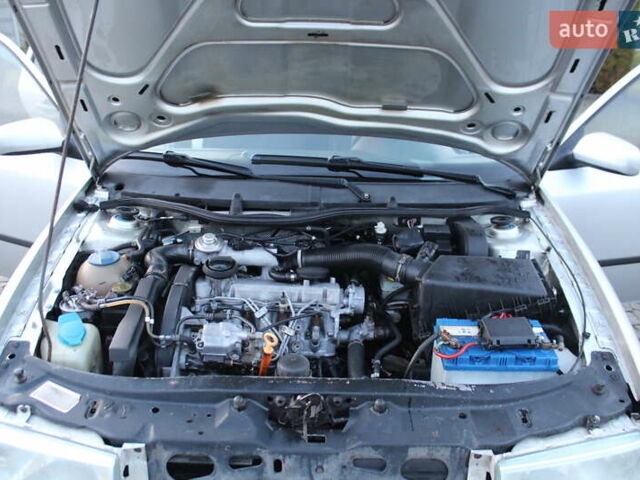 Сірий Шкода Октавія, об'ємом двигуна 1.9 л та пробігом 455 тис. км за 3597 $, фото 15 на Automoto.ua