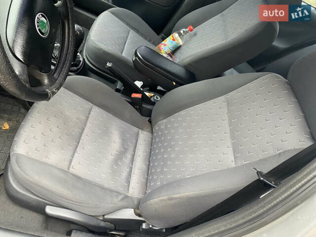 Серый Шкода Октавия, объемом двигателя 1.78 л и пробегом 305 тыс. км за 5500 $, фото 13 на Automoto.ua