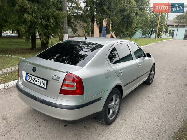 Сірий Шкода Октавія, об'ємом двигуна 1.6 л та пробігом 350 тис. км за 3999 $, фото 3 на Automoto.ua
